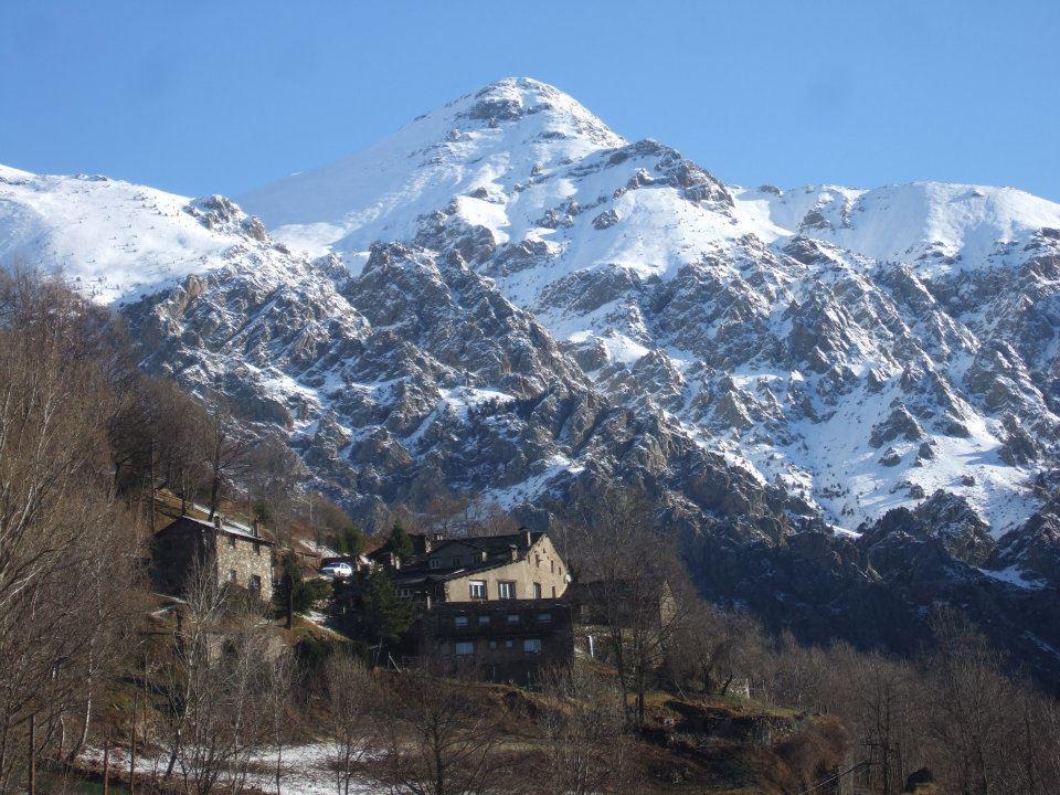 Сasa de vacaciones Masia Constans Queralbs (Caralps)
